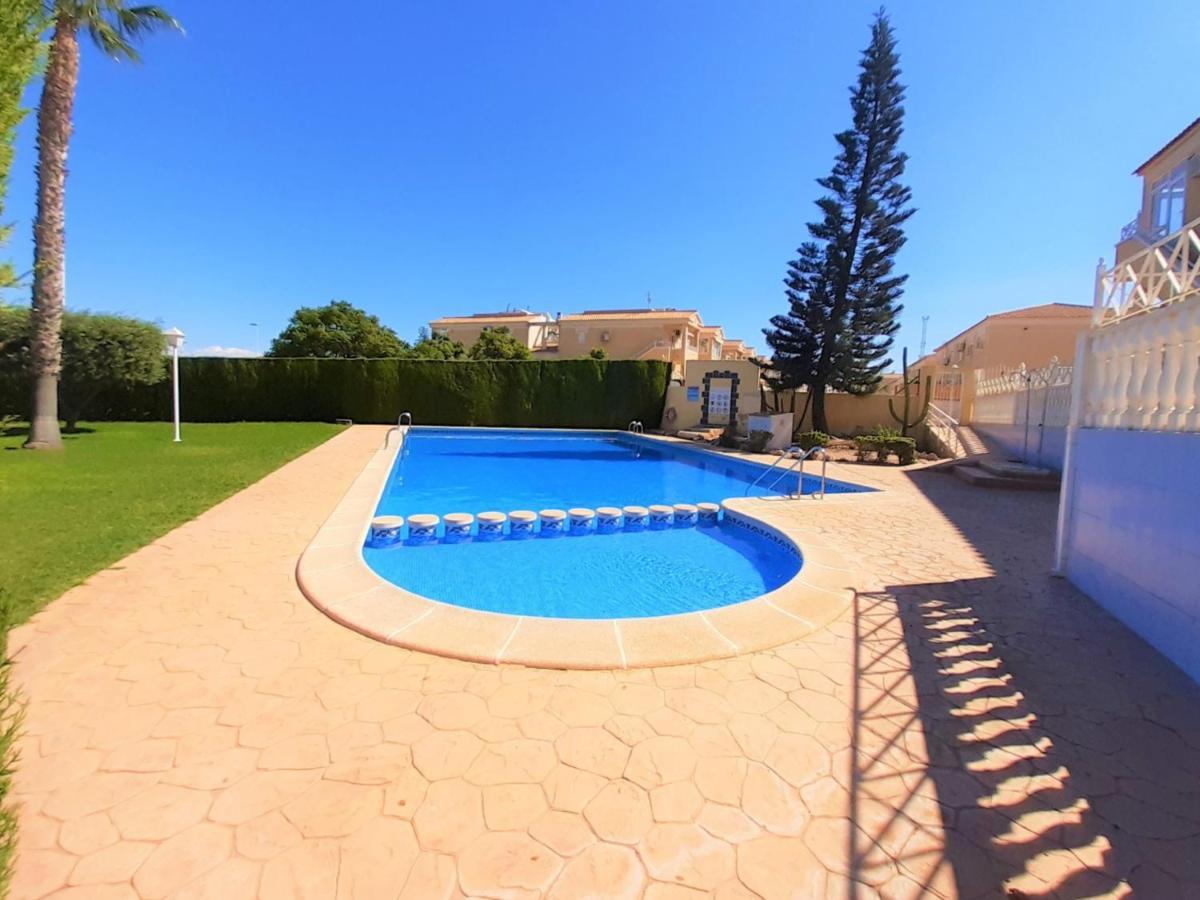 Casa Alegria Apartment With Pool Torrevieja Exterior foto